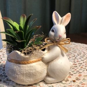 Cute little bunny planter